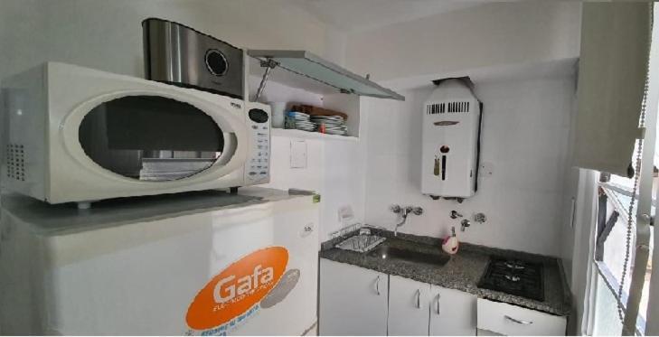 Monoambiente Centro Estrategica Ubicacion Apartment Buenos Aires Bagian luar foto